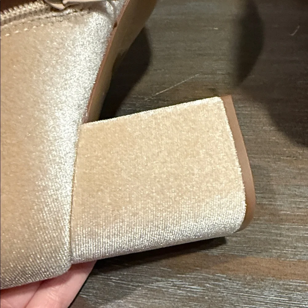 New Journee Womens Hazara Square ToeBlock Heel Ankle Booties‎ Tan Velvet 10